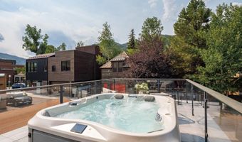 227 E Main St, Aspen, CO 81611
