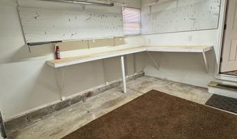 120 HILLDALE Ct, Claymont, DE 19703