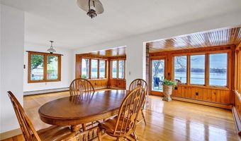 35 Hanson Rd, Barrington, RI 02806