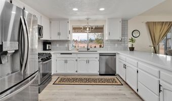 21291 Ramona, Apple Valley, CA 92307