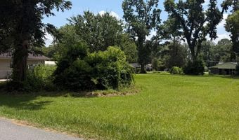 301 E Meeting St, Adel, GA 31620
