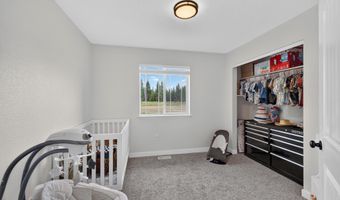 16 Hadley Ln, Blanchard, ID 83804