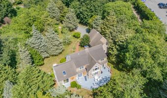 4323 Main St, Barnstable, MA 02630