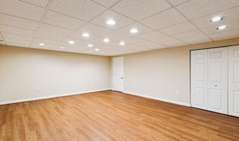 1003 MASTLINE Dr, Annapolis, MD 21401