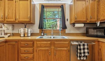 8448 Seattle Slew Ln, Indianapolis, IN 46217