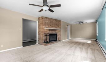 2570 PALISADES Ln, Appleton, WI 54915