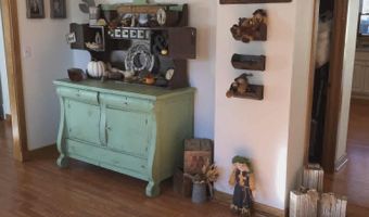 313 E 3rd St, Arthur, IA 51431