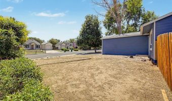 17391 E Layton Dr, Aurora, CO 80015