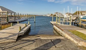 602 W Ft Macon Rd 249, Atlantic Beach, NC 28512