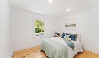 95 Capstan St, Jamestown, RI 02835