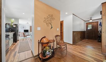 4 Clark Island Rd, Amherst, NH 03031