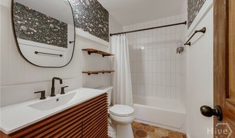 640 Tallassee Rd, Athens, GA 30606