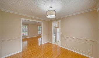 210 11th Ave SW, Altoona, IA 50009