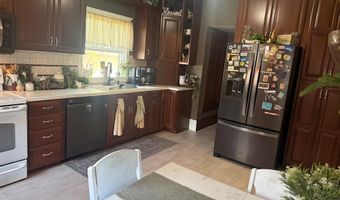 1409 13th St, Aurora, NE 68818