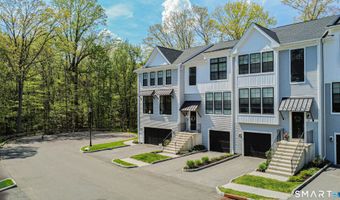 39 Brentwood Cir 39, Danbury, CT 06810