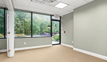 105 Technology Dr G1, Trumbull, CT 06611