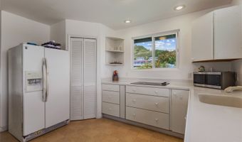 1315 Onioni St, Kailua, HI 96734