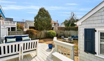 51 Egbert St, Bay Head, NJ 08742