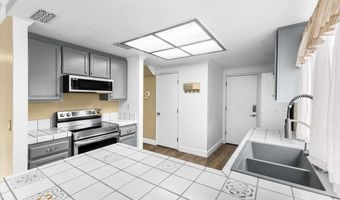 1172 Mancini St, Santa Rosa, CA 95407