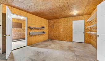 144 Riverview Dr, Anderson, MO 64831