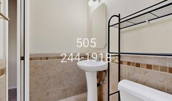 11013 Phoenix Ave NE, Albuquerque, NM 87112