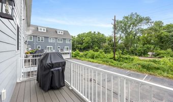 645 Greenslate Dr SE, Ada, MI 49301
