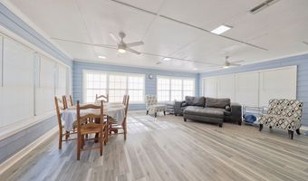 1477 Lake Dr, Bainbridge, GA 39817