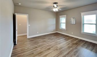 1101 Flat Rock St, Bentonville, AR 72713