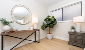 579 S Sierra Ave 17, Solana Beach, CA 92075