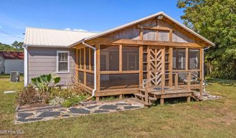 376 Shell Rd, Atlantic, NC 28511