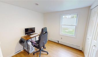 14 Krzak Rd, North Kingstown, RI 02852