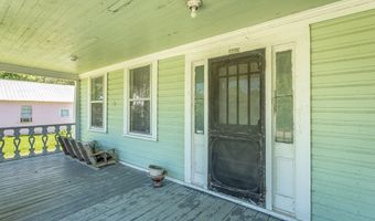 120 11th St, Apalachicola, FL 32320