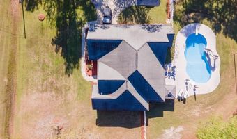 110 Lake Ridge Dr, Baxley, GA 31513