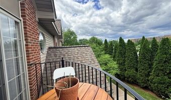 2916 Signature Blvd, Ann Arbor, MI 48103