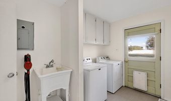 1110 Ranchero Rd, Bosque Farms, NM 87068