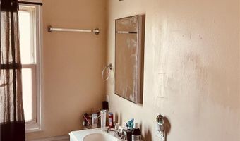 1132 E Susquehanna St E, Allentown, PA 18103