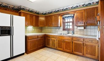 10047 SW 101st St, Auburn, KS 66402