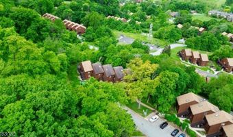 1 Red Lodge Dr 5, Alloway, NJ 07462