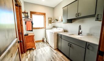 240 E Highwood Rd, Belt, MT 59412