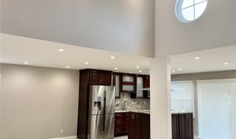 98-1810 Kaahumanu St 3, Pearl City, HI 96782
