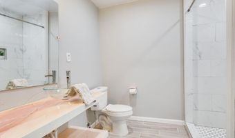 1406 S State St, Abbeville, LA 70510