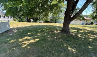 9 Cannon St, Cranston, RI 02920