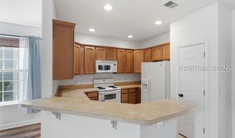 8 Winterberry Ln, Bluffton, SC 29910