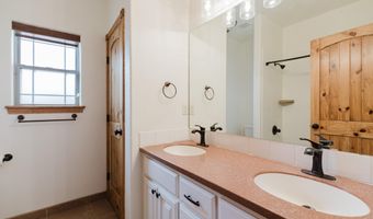 442 Wildwood Dr, Alamogordo, NM 88310