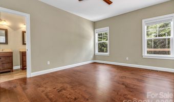 48 Asher Ln, Arden, NC 28704