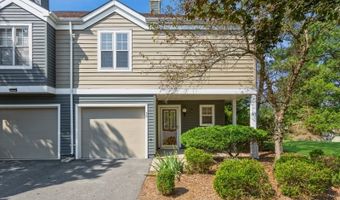 76 VILLAGE Cir, Bridgewater Twp., NJ 08807