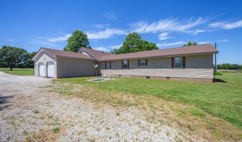 1584 Hawkins Ln, Bells, TN 38006