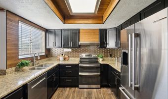 916 E CLEVELAND St, Apopka, FL 32703