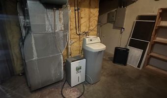 7465 County Rd 5, Arlington, NE 68002