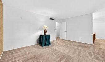 177 Wildwood Pkwy, Ballwin, MO 63011